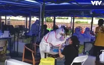 Trung Quốc cảnh báo dịch kép COVID-19 và cúm mùa