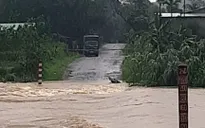 Quảng Nam: Khó khăn lưu thông do sạt lở