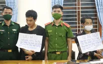 Mang súng AK và dao nhọn để mua bán ma túy