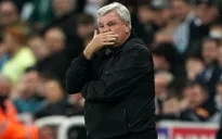 Newcastle sa thải HLV Steve Bruce