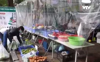 Chuỗi cửa hàng đổi rác lấy thực phẩm tại Hà Nội