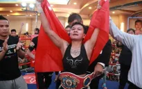 Nguyễn Thị Thu Nhi giành đai vô địch lịch sử cho Boxing Việt Nam