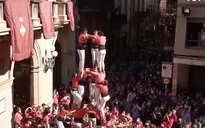 Thi xây "tháp người" tại Tây Ban Nha