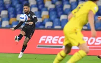 Thắng đậm Bologna, Napoli trở lại ngôi đầu Serie A