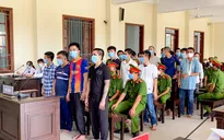 80 năm tù giam cho 2 nhóm giang hồ mang súng hỗn chiến trên phố