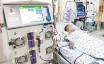 Lọc máu cứu sống bé trai chịu ảnh hưởng nặng nề từ những biến chứng hậu COVID-19