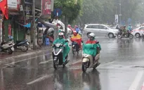 Không khí lạnh duy trì ở Bắc Bộ, Trung Bộ và Tây Nguyên mưa dông diện rộng