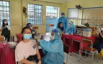 Ngày đầu Bình Dương tiêm vaccine COVID-19 cho trẻ 12-17 tuổi