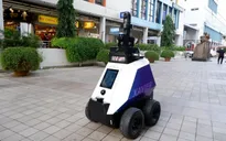 Singapore thử nghiệm robot tuần tra