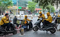 Hãng giao đồ ăn lớn nhất Trung Quốc bị phạt hơn nửa tỷ USD