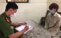 Tên trộm cầm búa đập liên tiếp vào mặt của chủ nhà khi bị phát hiện