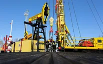 Giá dầu dự báo tiếp tục tăng