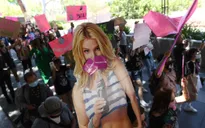Britney Spears và cuộc chiến 13 năm giành lại tự do