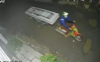 Trộm lái ba gác đi tháo cổng sắt, lấy thang nhôm