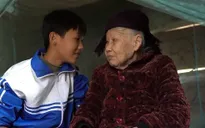 Cặp lá yêu thương: Hương vị tình thương của nam sinh mồ côi