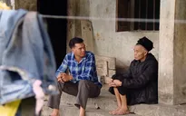 Lao động "tay trắng" quay về bản làng: Đi cũng dở, ở cũng không xong