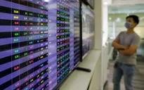VN-Index chọc thủng mốc 1.500 điểm: "Đỉnh cao" hay mới là một "cột mốc" khác để vượt qua?