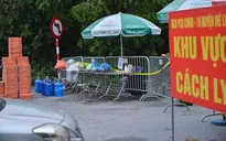 Phát hiện hàng chục ca nhiễm COVID-19, Hà Nội phong tỏa nhiều công ty trong KCN