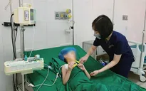 Cứu sống bé gái cận kề tử vong do hoại tử xoắn ruột