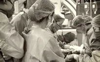 Mổ cấp cứu lấy thai cho sản phụ rau tiền đạo trung tâm có nhóm máu cực hiếm