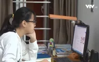 Lo trẻ hổng kiến thức, cha mẹ tìm lớp học thêm cho con