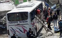 Xe bus lao vào nhà dân ở Mexico, ít nhất 19 người thiệt mạng