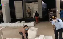 Hơn 24 tấn mỹ phẩm tạm nhập tái xuất bị rút ruột để buôn lậu