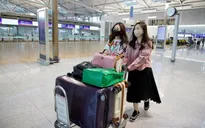 Người hâm mộ Hàn Quốc ra nước ngoài để xem buổi hòa nhạc đầu tiên của BTS