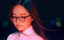 Phương Mỹ Chi kết hợp bolero và nhạc điện tử