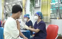 TP Hồ Chí Minh hoàn thành tiêm vaccine COVID-19 mũi 2 cho trẻ từ 12-17 tuổi