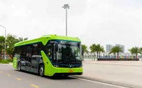 Hà Nội yêu cầu mở bến để xe bus điện hoạt động