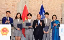 Chủ tịch nước chứng kiến lễ trao Danh hiệu Đại sứ trẻ sở hữu trí tuệ cho 3 nhà sáng chế Việt Nam