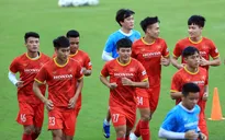 ĐT Việt Nam hứng khởi tập luyện trong ngày HLV trưởng Park Hang-seo trở lại