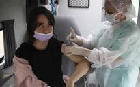 Vaccine COVID-19 cho trẻ em Nga đang trong giai đoạn thử nghiệm cuối cùng