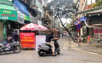 Số ca F0 trong cộng đồng liên tục tăng cao, Hà Nội phong tỏa nhiều tuyến phố cổ