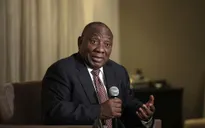 Tổng thống Nam Phi Cyril Ramaphosa mắc COVID-19 với các triệu chứng nhẹ