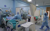 Tỷ lệ tử vong vì COVID-19 ở Peru cao nhất thế giới, Hàn Quốc có số ca nguy kịch và tử vong tăng mạnh