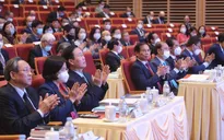 Đẩy mạnh xây dựng Đảng, phát triển nền ngoại giao chuyên nghiệp