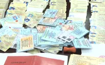 Triệt phá đường dây làm giả 20.000 giấy tờ, văn bằng, thu lợi hơn 30 tỉ đồng