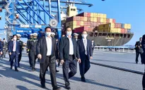 Thủ tướng kiểm tra hoạt động Cảng quốc tế Lạch Huyện