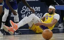Los Angeles Lakers nhận tin xấu về Anthony Davis