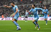 Vòng 18 Ngoại hạng Anh | Chelsea - Liverpool hụt hơi, Man City bứt tốc trong cuộc đua vô địch