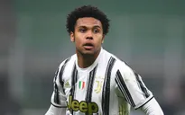 Leeds United quan tâm tới tiền vệ của Juventus