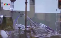 Mỹ có thể ghi nhận số người tử vong kỷ lục khi biến thể Omicron lan rộng