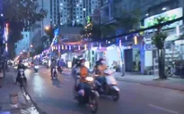 Không khí trầm lắng tại xóm đạo TP Hồ Chí Minh trước đêm Giáng sinh