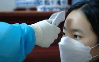 Hà Nội: Số F0 tăng cao, nhân viên y tế quản lý F0 tại nhà thế nào?
