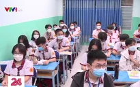 Học sinh lớp 3, 4, 5 tại TP Hồ Chí Minh kiểm tra học kỳ trực tuyến