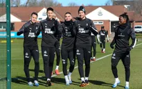 Những khó khăn trong việc tăng cường lực lượng của Newcastle United