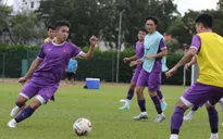 ĐT Việt Nam luyện bài đối kháng, rà soát đội hình chuẩn bị cho trận ra quân tại AFF Cup 2020