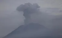 Núi lửa Semeru phun trào ở Indonesia khiến 14 người thiệt mạng, gần 100 người bị thương